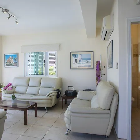 Villa Imagine You And Your Family Renting This 13
